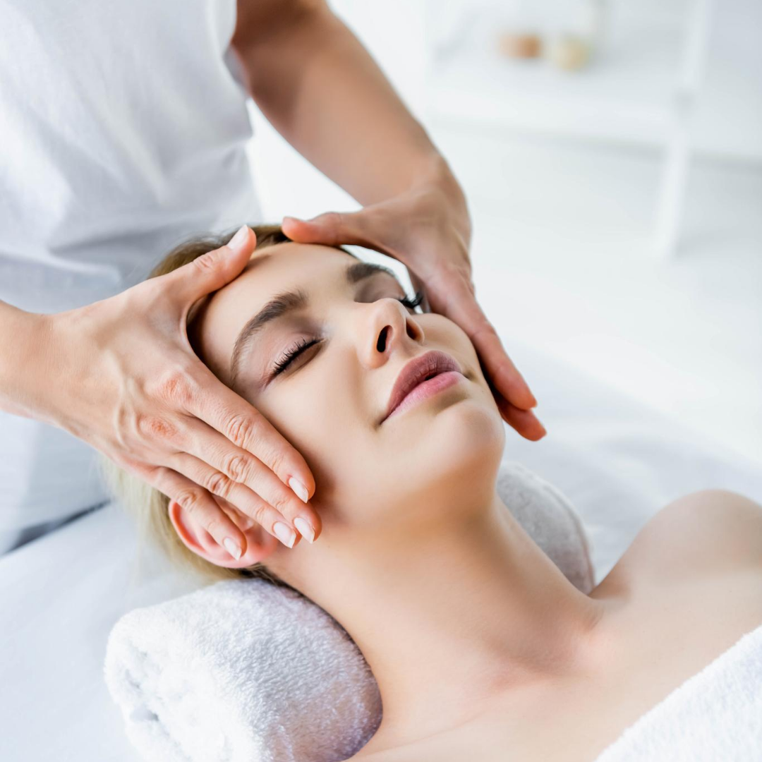 Масаж обличчя